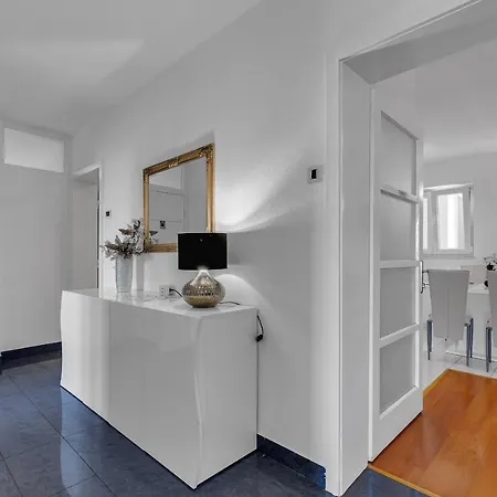 Ivo Appartement *