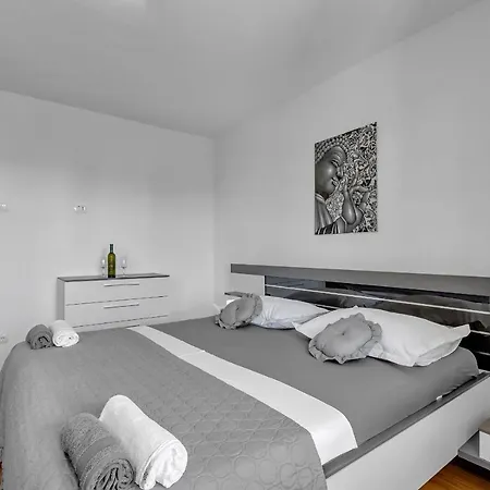 Ivo Appartement *