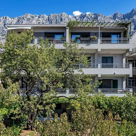 Ivo Appartement Makarska